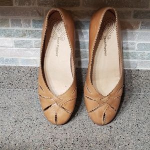 Hush puppies - leather flats